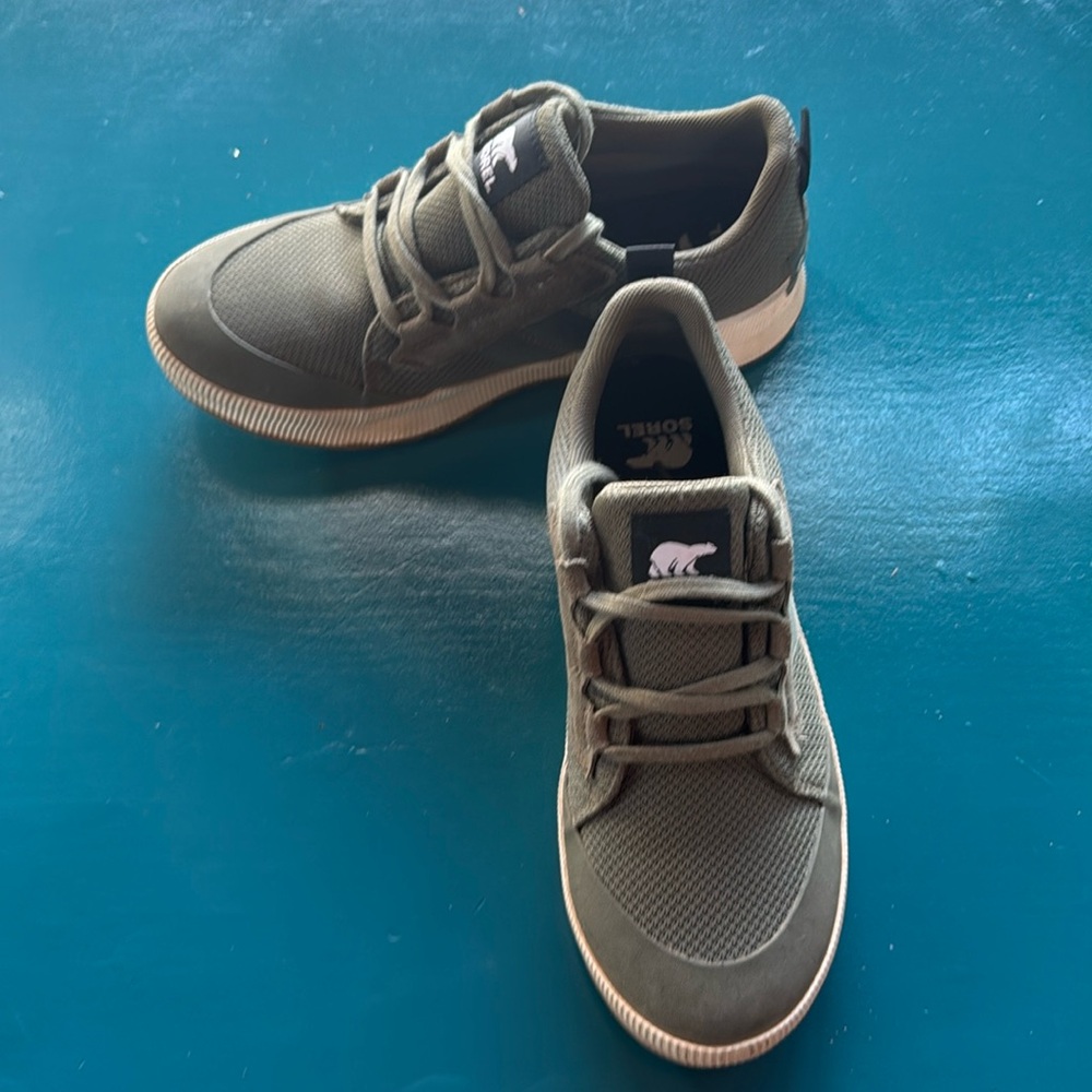 SOREL SNEAKERS